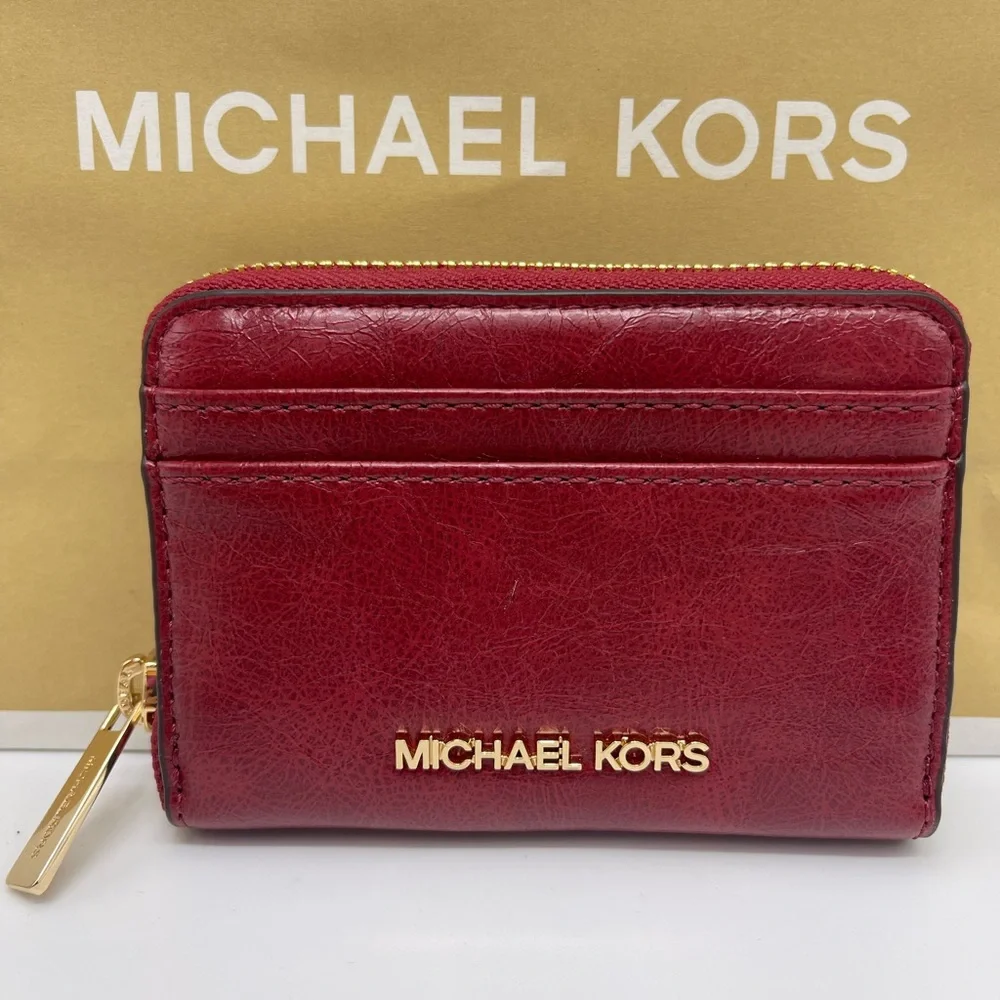 MICHAEL KORS Jet Set Medium Distressed Zip Around Card Case
Cherry 
NWT - Picture 10 of 16
